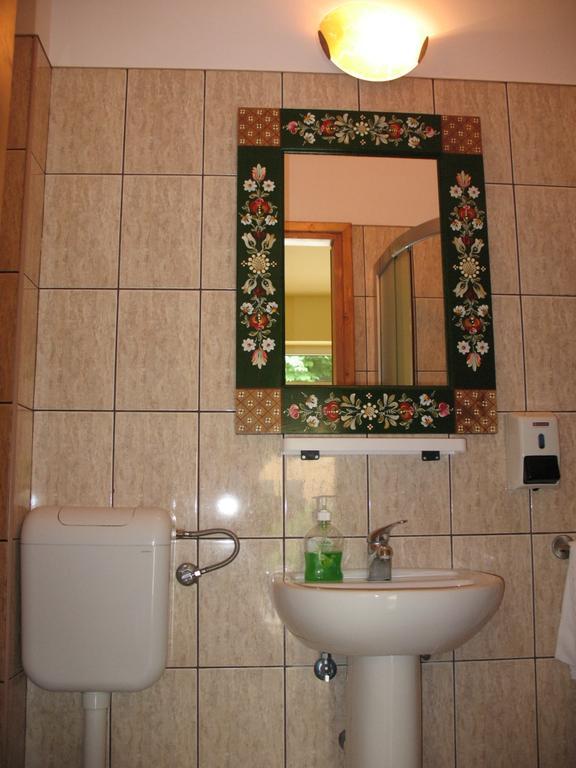 Pensiunea Sub Cetate Cisnădie Szoba fotó