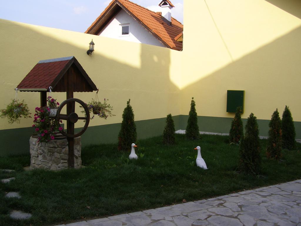 Pensiunea Sub Cetate Cisnădie Kültér fotó